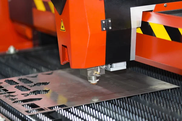 CNC taglio laser lamiera — Foto Stock