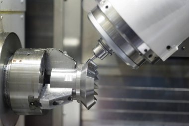 CNC makine merkezi son değirmen kamerasıyla kalıbı kesiyor