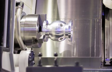 Alüminyum autopart cnc Torna Torna operatörü