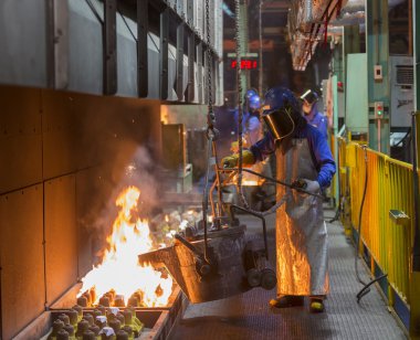 Operatör dökme otomotiv bölümü