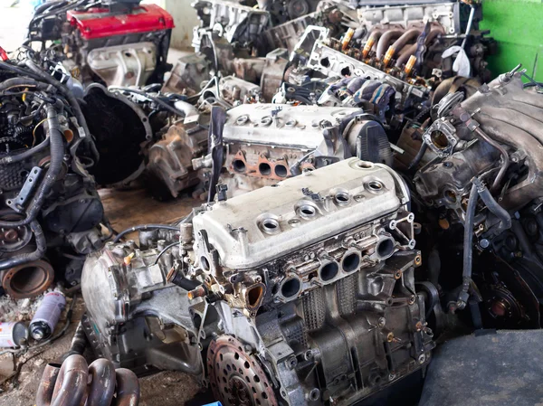 Motoren sind gebraucht und sehr alt — Stockfoto