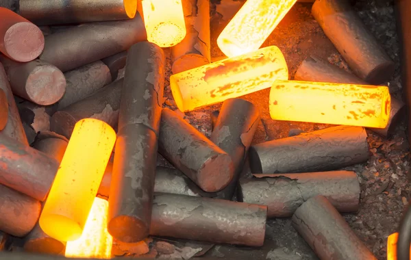 Aquecimento de boleto para forjamento a quente — Fotografia de Stock