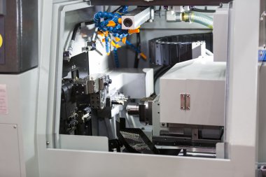 Otomotiv bölümü tarafından cnc Torna Torna