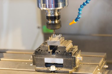 Yüksek hassasiyetli Cnc işleme merkezi