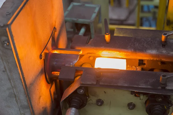 Heating steel by induction heating furnace — Stock Photo, Image