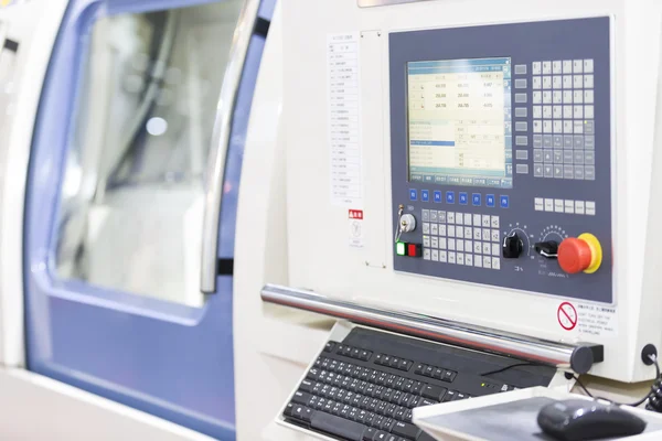 Fecho do painel de controle da máquina CNC — Fotografia de Stock