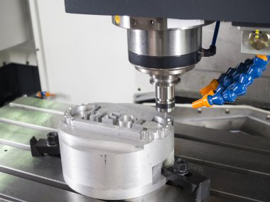 CNC İşleme Merkezi kesme kalıp