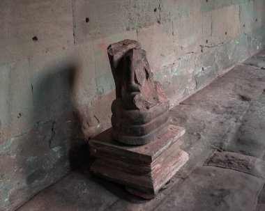 Kamboçya, Angkor Wat ormanında terk edilmiş bir şehir..