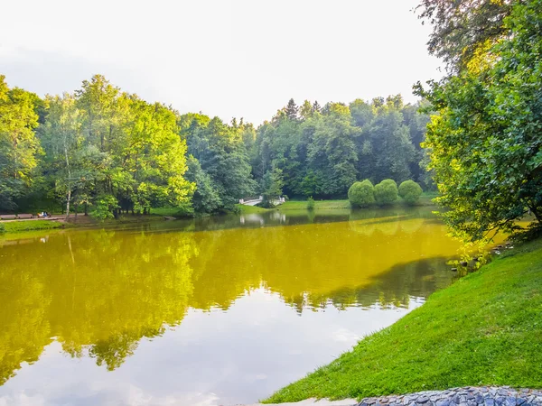 Parque de Moscú Tsaritsyno en verano — Foto de Stock