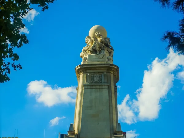 プラザ ・ デ ・ スペイン マドリードとセルバンテスの記念碑 — ストック写真
