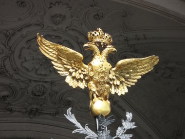 Çift başlı kartal Saint Petersburg Palace Square