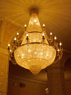 Kristal avize sinema