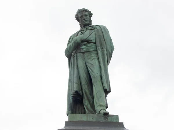 Monumento a Alexander Pushkin na Praça Pushkin em Moscou — Fotografia de Stock