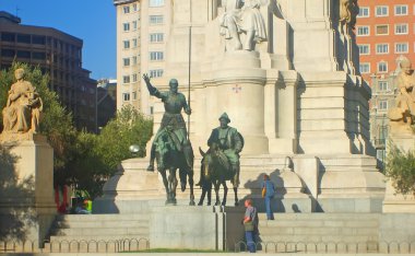 anıt miguel cervantes üzerinde plaza de espana de madrid, İspanya