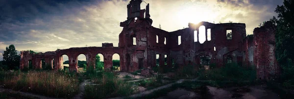 Tour Ruine Dans Domaine Tereshchenko — Photo