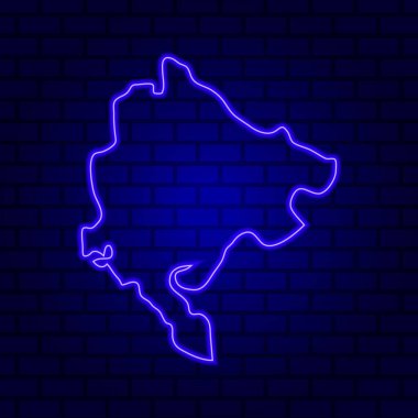 Karadağ 'ın tuğla duvar zemininde parlak neon ışığı