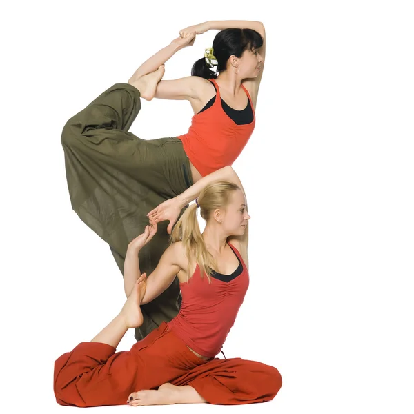 Mujer adulta haciendo yoga —  Fotos de Stock