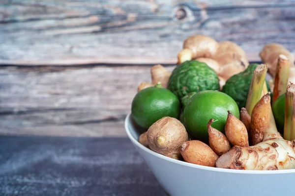 Ervas Tailandesas Incluem Muitos Tipos Como Gengibre Galangal Erva Cidreira — Fotografia de Stock