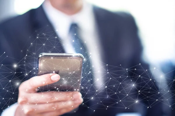 Empresário Usando Smartphone Móvel Line Para Rede Social Conectando Rede — Fotografia de Stock