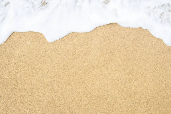 Yumuşak Dalgalar Kumlu Plajı Yaz Arkaplanını Kapladı — Stok fotoğraf