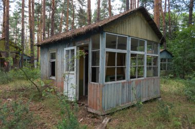 Çernobil 'deki genç öncü kampı Emerald, eski radyoaktif Sovyet tatil köyü, yaz sezonu Ukrayna' nın tecrit bölgesinde.