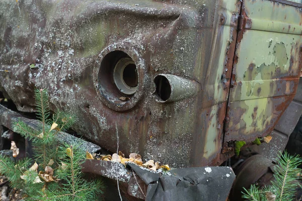 Vehículo Radiactivo Abandonado Viejo Camión Oxidado Cerca Ciudad Fantasma Pripyat — Foto de Stock