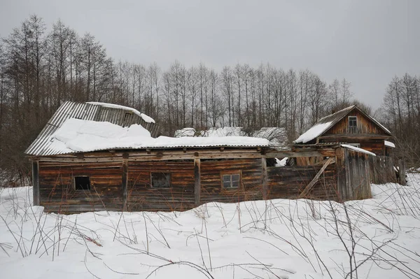 Schuur Huis Verlaten Dorp Buda Post Apocalyptische Landschap Winterseizoen Tsjernobyl — Stockfoto