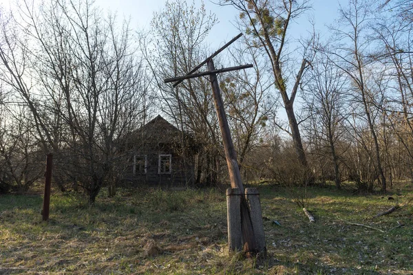 Verlaten Dorp Koshivka Post Apocalyptische Landschap Voorjaarsseizoen Tsjernobyl Uitsluitingszone Oekraïne — Stockfoto