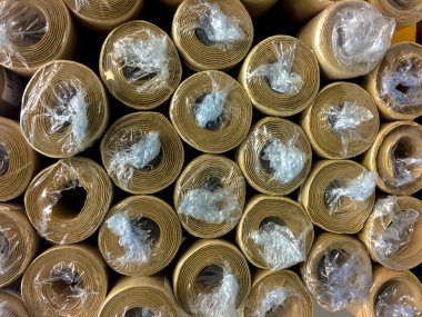 kağıt rulosunun satışa düzenlenmiş