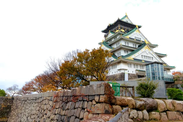 Osaka Kalesi: Osaka Kalesi olan bir Japon kale — Stok fotoğraf