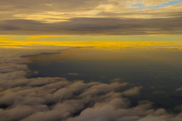 Σύννεφα Ακρωτήριο αφηρημένα φόντο — Φωτογραφία Αρχείου