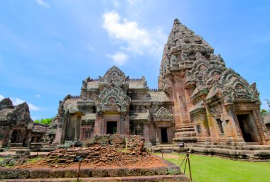 Prasat Hin Phanom basamak, Phanom basamak veya tam adı, Prasat Hin Pha