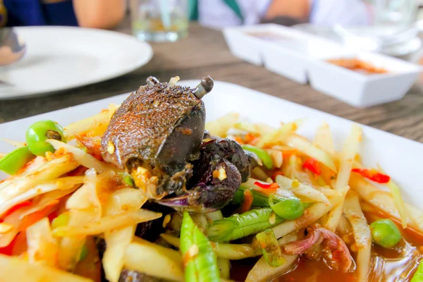 漬け蟹サラダや table(Som tum)、Papay 緑のパパイヤ サラダ — ストック写真