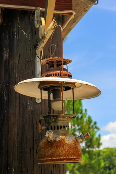 Old lantern hang on wood — Stock Photo, Image