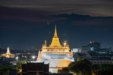 Altın Tepe Tapınağı (wat sraket rajavaravihara) gün batımında, Bangkok, Tayland, Asya, tarihi ve Tayland 'ın ünlü yeri