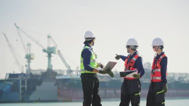 Tersanede çalışan mühendislik, endüstriyel tersanede kargo operasyonlarının izlenmesi, ulaşım, liman, altyapı, dağıtım, nakliye, ticari nakliye.