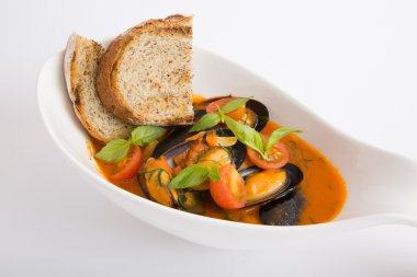 Taze Midye çorbası