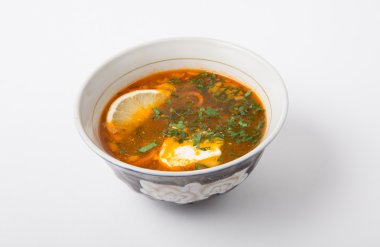 Rus solyanka çorbası