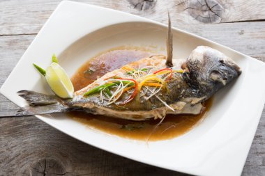 soslu ızgara balık