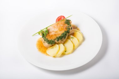 Et pirzola patates garnitür ile