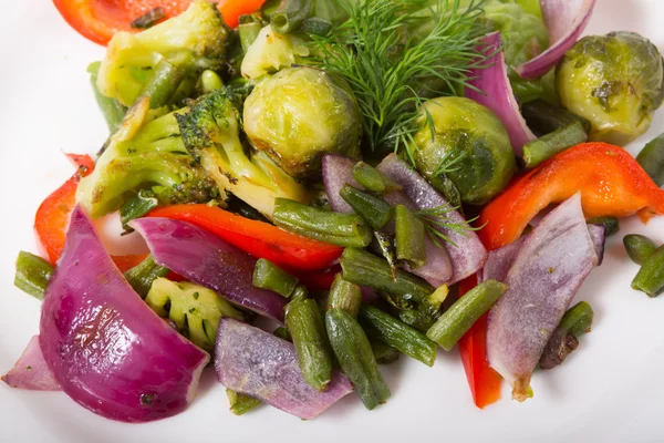 Салат из зеленых овощей — стоковое фото