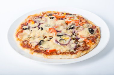 tamamen pişmiş pizza