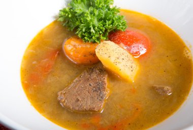 Geleneksel Özbek çorbası