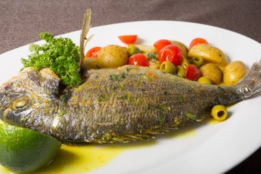 dorado balığı ızgara