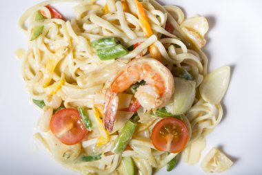 Karides ile Asya erişte