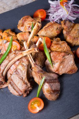 Farklı türlü ızgara et