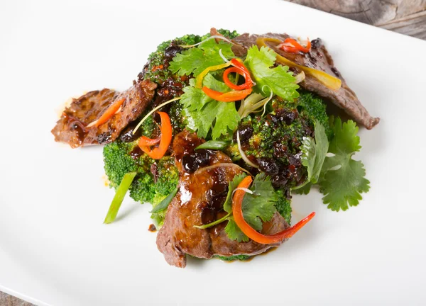 Carne de sichuan chino con brócoli —  Fotos de Stock