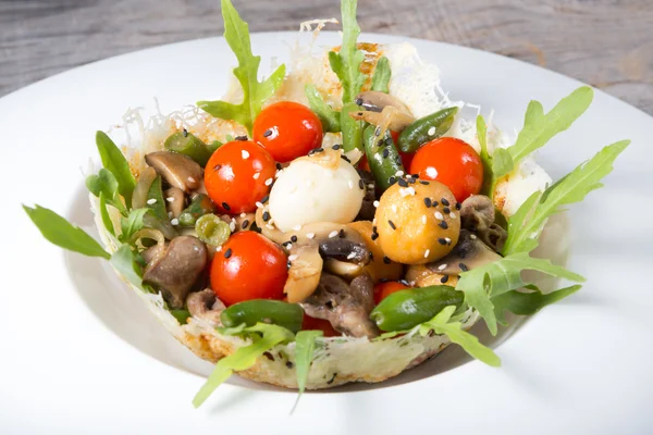 Salada de ovo de codorna — Fotografia de Stock