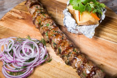 Kızarmış patates kebabı