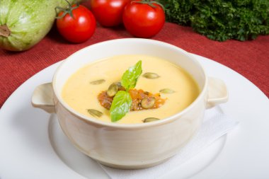 kremalı balkabağı çorbası